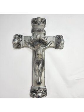 Vintage Crucifix Cast Metal Religious Decor Cross Wall Hanging Jesus 9 1/4" x 6"